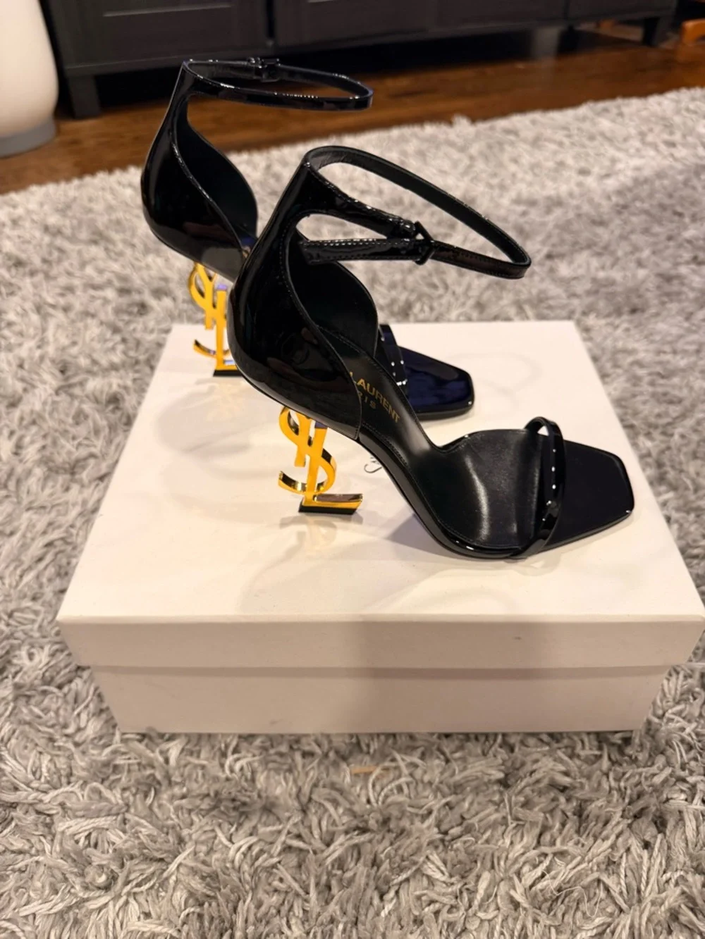 Saint Laurent Opyum Sandals in Black Patent Leather size 36 US 6 - Picture 5 of 8